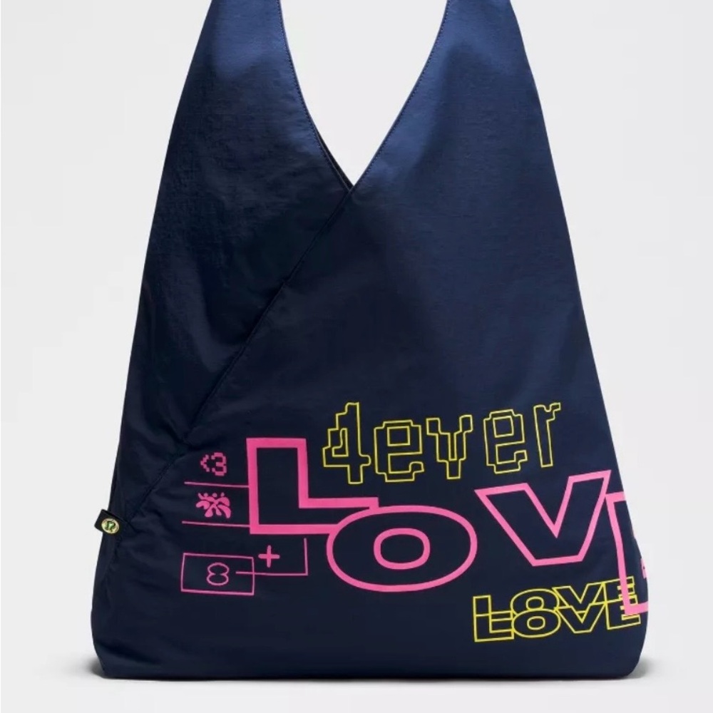 Lululemon Lightweight Carry-All Tote Bag from the Pride Collection